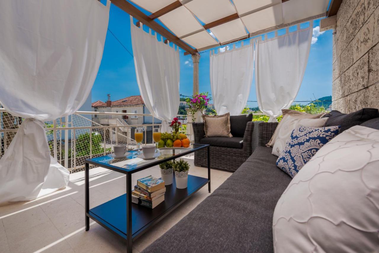 Superior Stunning Apartment Gravosa With A Free Parking ドゥブロブニク エクステリア 写真