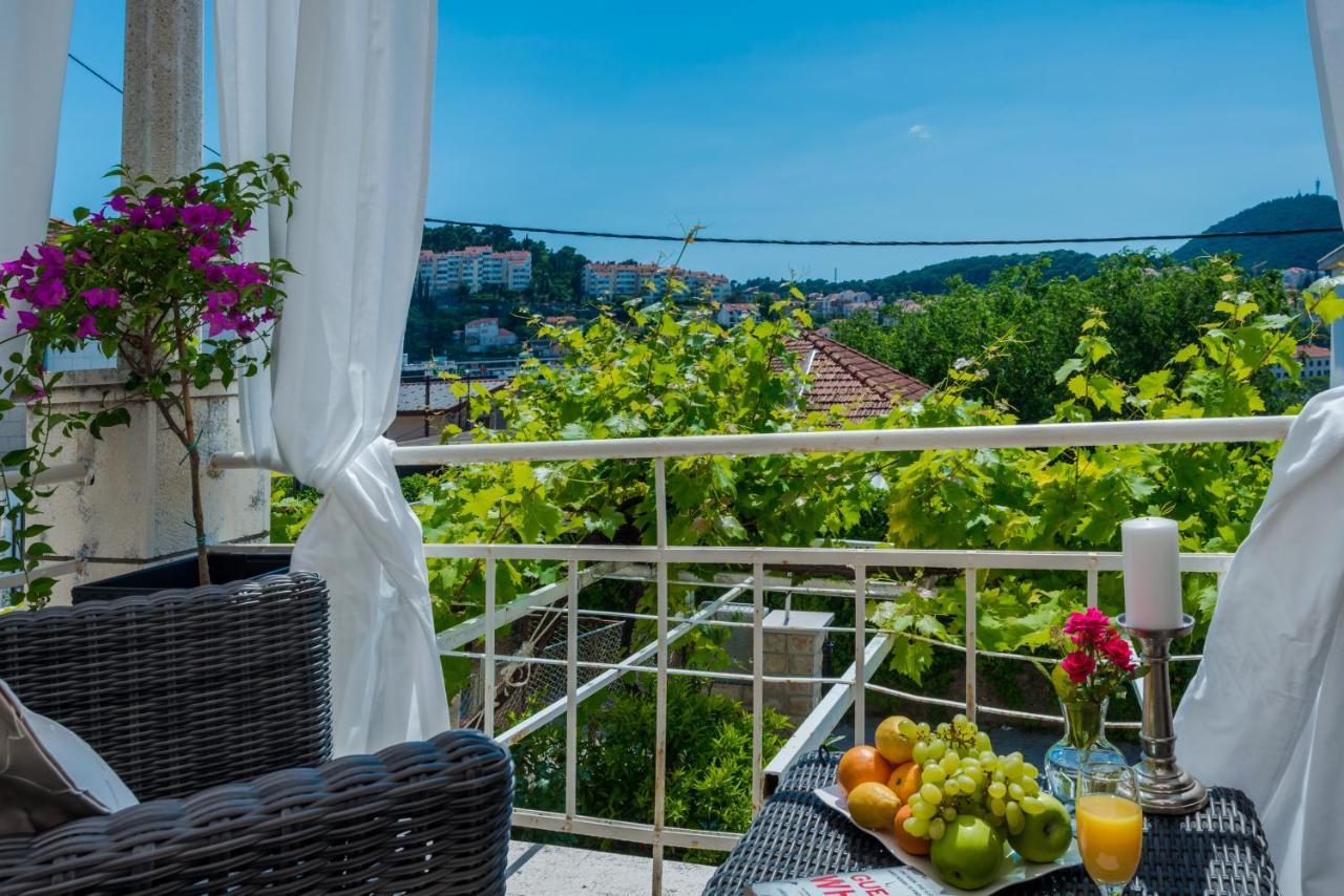 Superior Stunning Apartment Gravosa With A Free Parking ドゥブロブニク エクステリア 写真